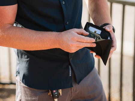 Ultimate Fathers Day Gift Guide: Tech Gear Essentials Ultimate Fathers Day Gift Guide: Tech Gear Essentials