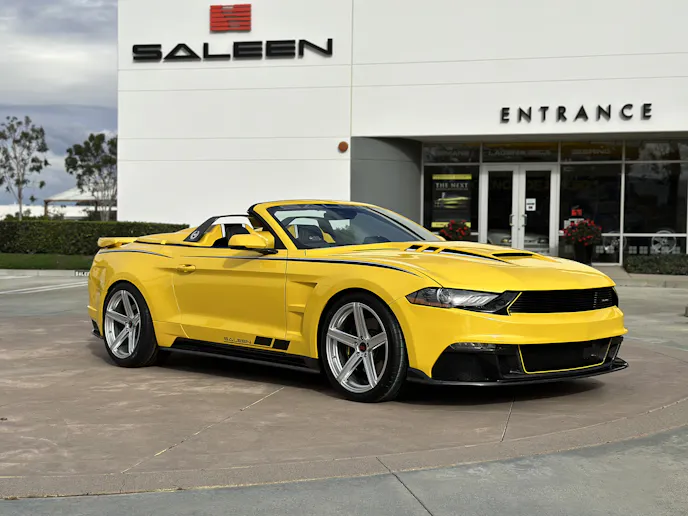 Saleen SA-40