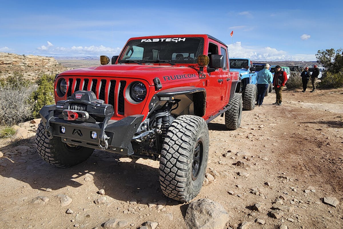 2023 EJS JCF Trailblazers Run trail break