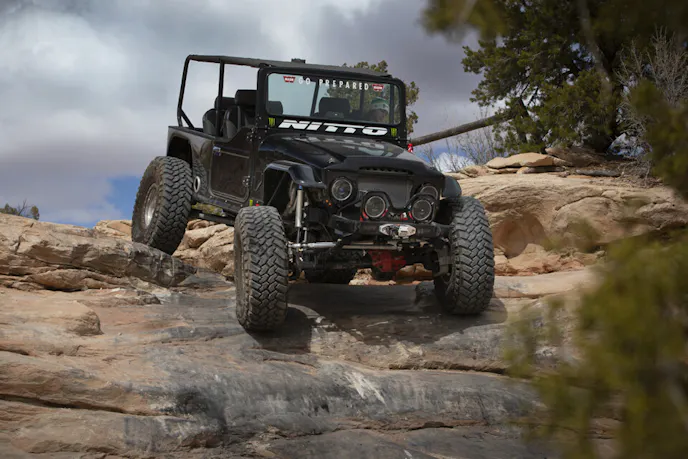 Bailey Campbell descending obstacle