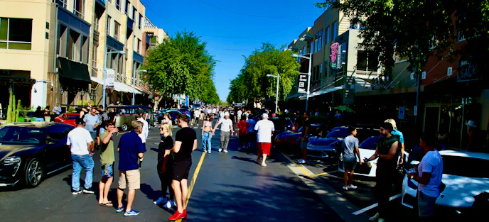 Highline Cars and Coffee