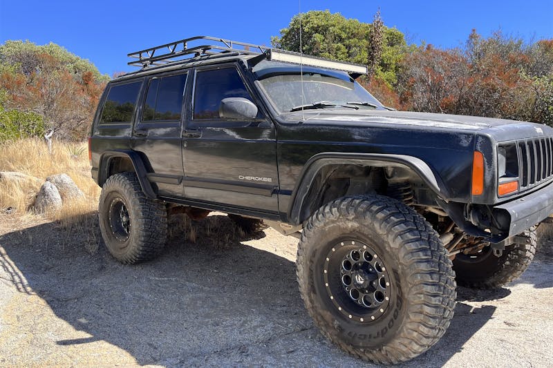 XJ Cherokee Upgrade: Family Off-Roader Gets A Garvin Sport Rack