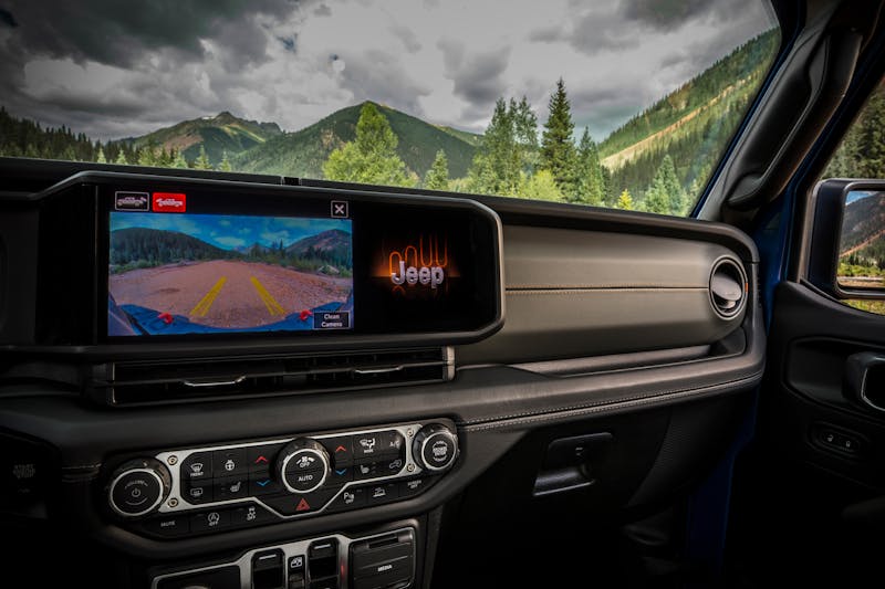 Everything You Need To Know About The 2024 Jeep Gladiator