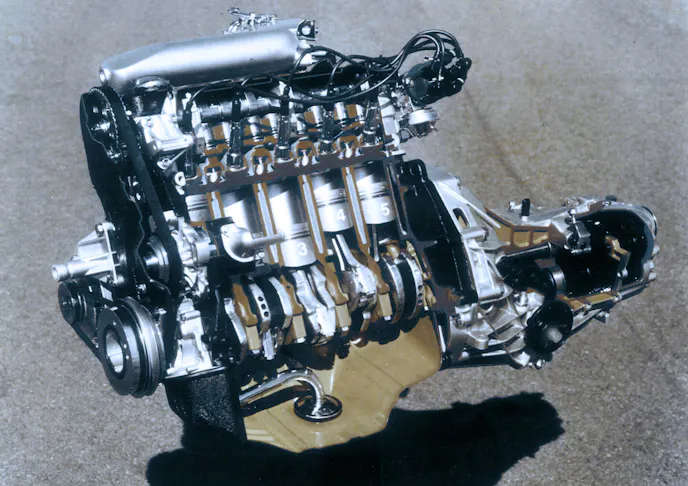 1976: World premiere of the first Audi five-cylinder gasoline engine
