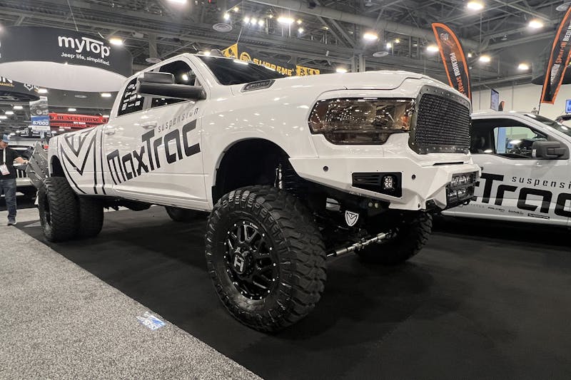 SEMA 2023: MaxTrac Suspension Launches Vulcan 2.0 Elite Shocks
