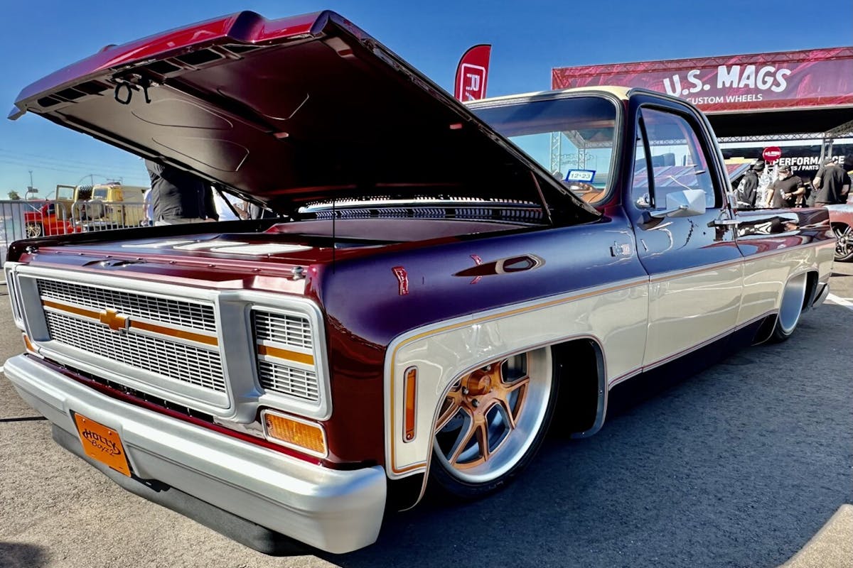 Lolita: Chevy K5/C10 Unibody