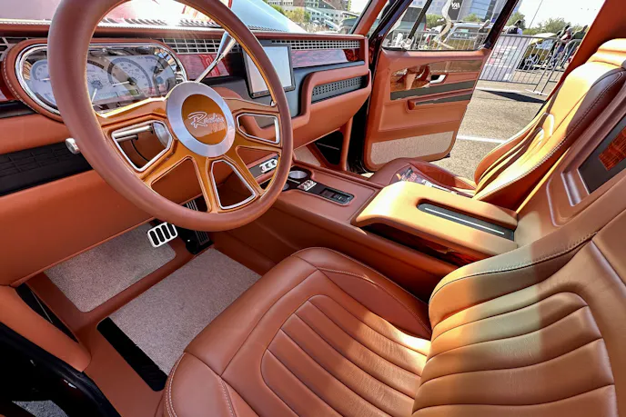 Custom c10 Interior