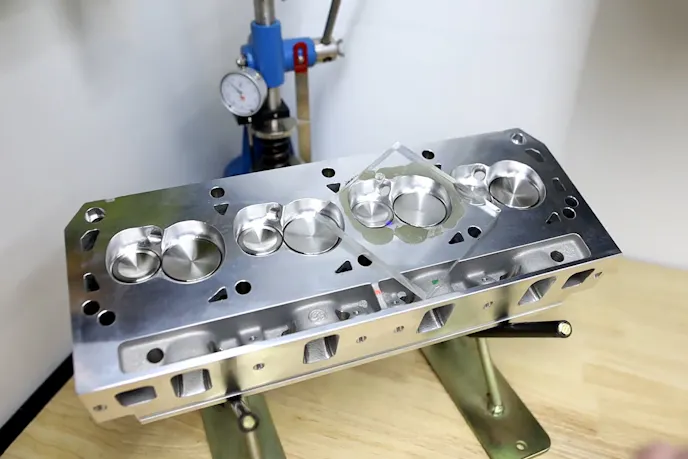 Trick Flow Twisted Wedge 11R Cylinder Head