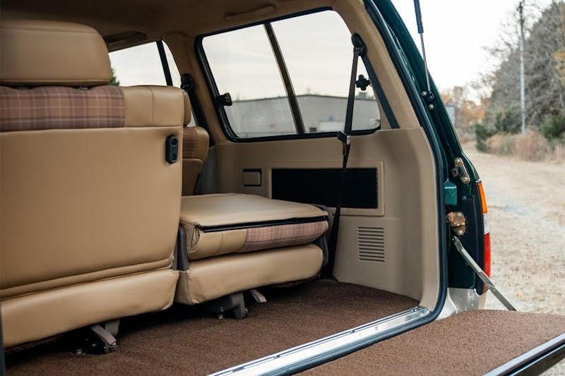 TLC4X4 Unites Nostalgia and Power With This 1997 FZJ80 Land Cruiser