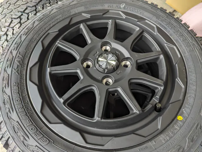 Daihatsu Deck Van Lifted