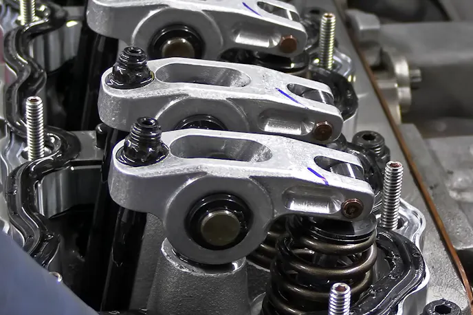 Newcomer Racing Jeep roller rocker arms.