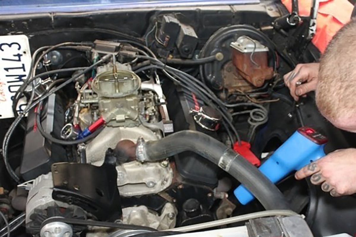 setting new distributor timing with a light