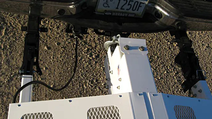 automatic safety hitch