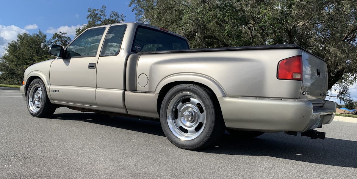 lowered S10 on rally wheels