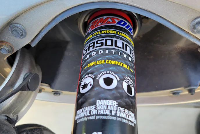 AMSOIL’s Upper Cylinder Lubricant Corrosion Inhibitor
