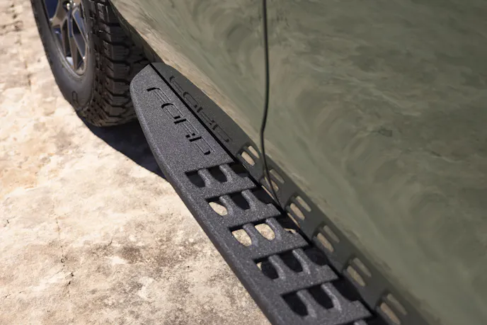 2025 Ford Expedition Tremor Side Steps 