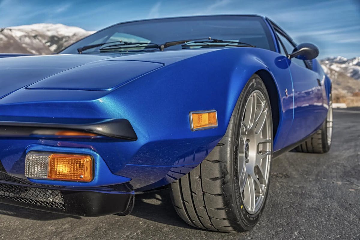 Foregline wheels of a 1973 DeTomaso Pantera L