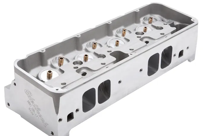 Pro Port DR-17 by Edelbrock