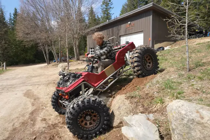 Mini-rock crawler test drive