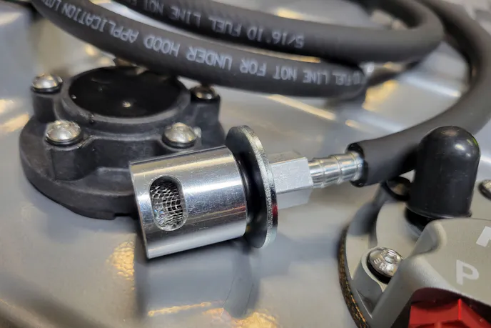 Fuel tank rollover valve