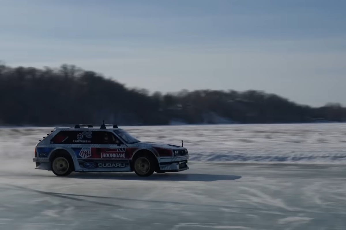 Family Huckster on Snow Track 1