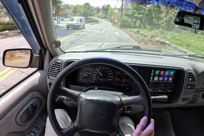 1999 Chevy Suburban 2