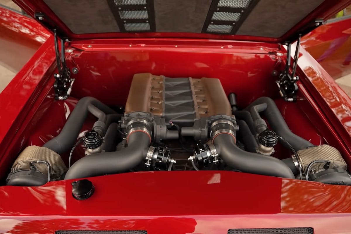 LSX 376 crate engine
