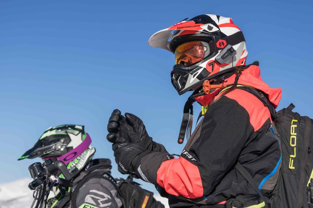 2 men doing outdoor activities on a snowy day 1