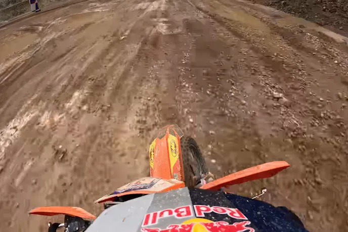 2-wheel vs 4-wheel 2