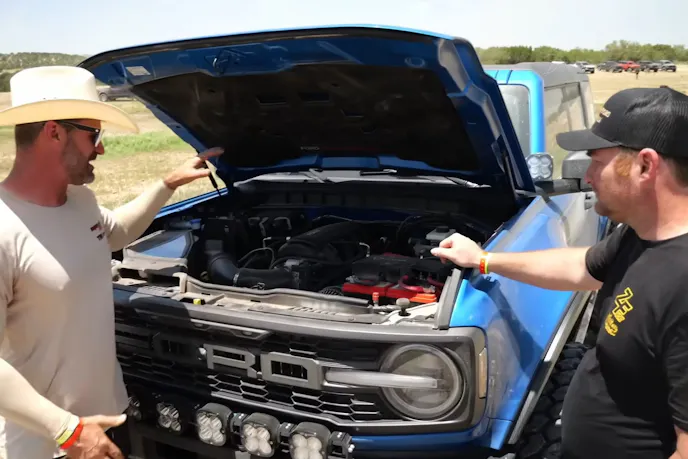 Ford Bronco Raptor V8 Engine Swap