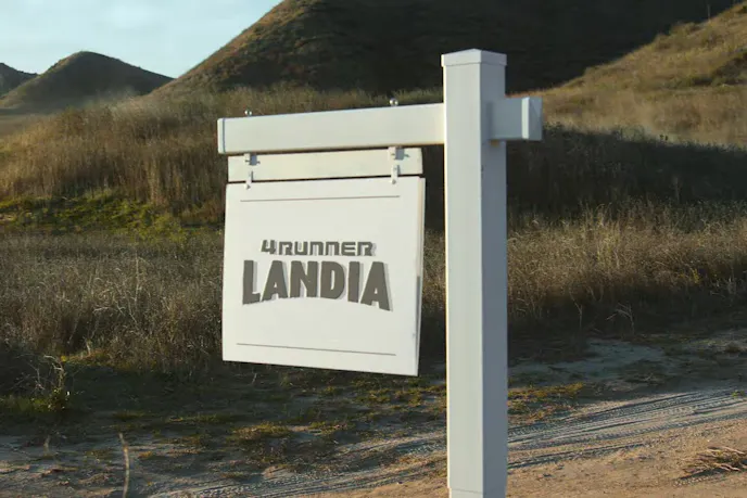 Teaser of the Toyota 4Runner Landia