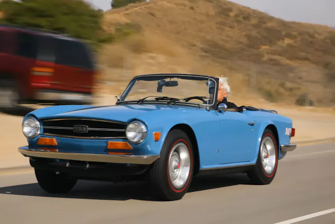 Jay Leno Driving a Classic Car (2)