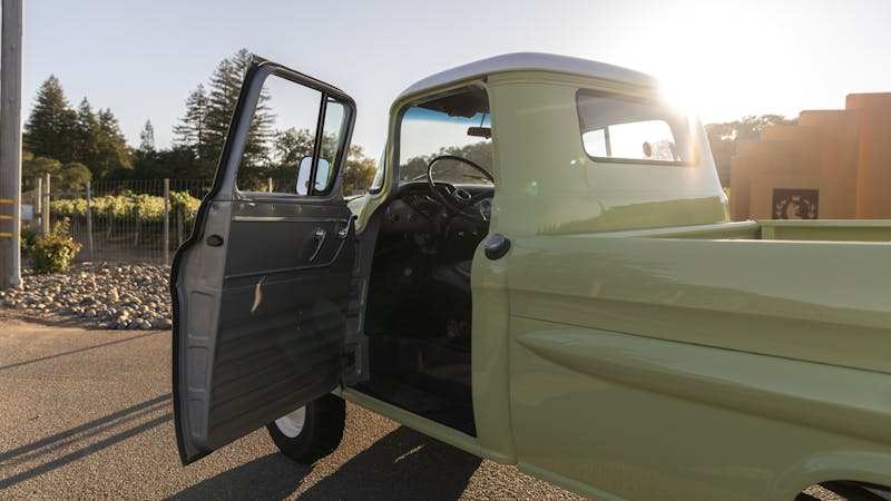 1958 Chevy Apache NAPCO 4x4 (10)