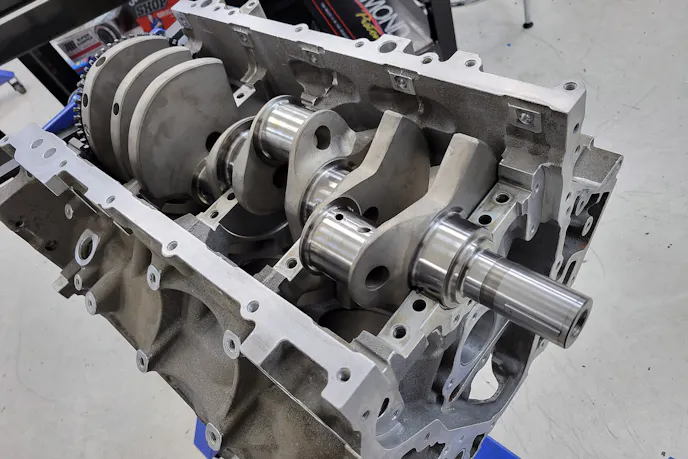 Horsepower Wars LS vs Coyote 5.3L L83 LT Engine