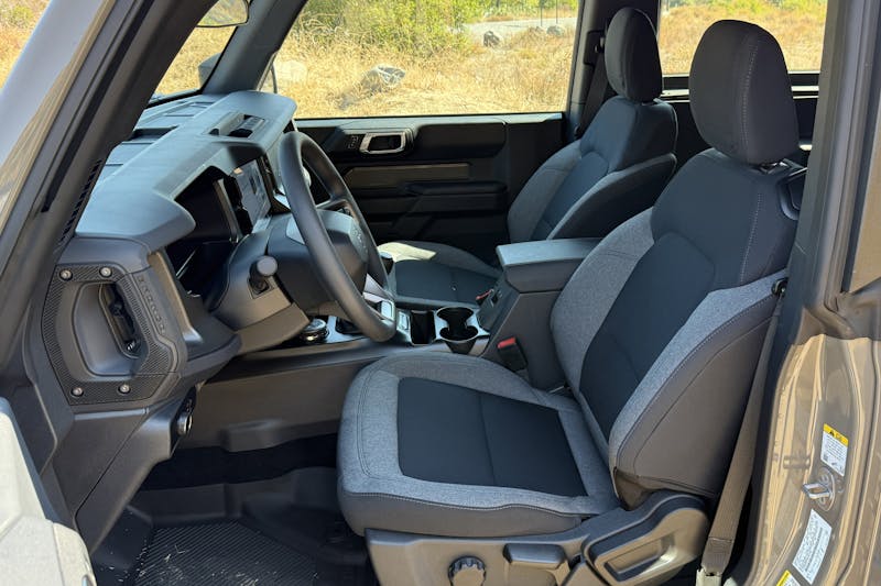 2025 Ford Bronco Base Sasquatch Review (17)
