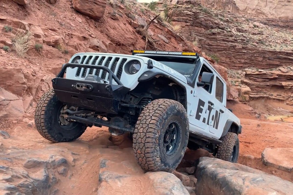 Rock-Crawling Spotter (4)