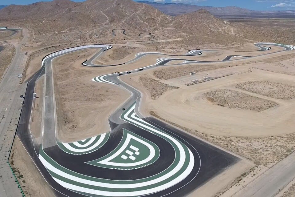 Willow Springs Raceway