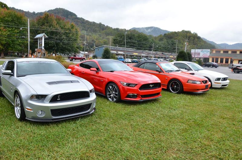 mustangs-invade-maggie-valley-the-44th-annual-mustangshelby-show-0034