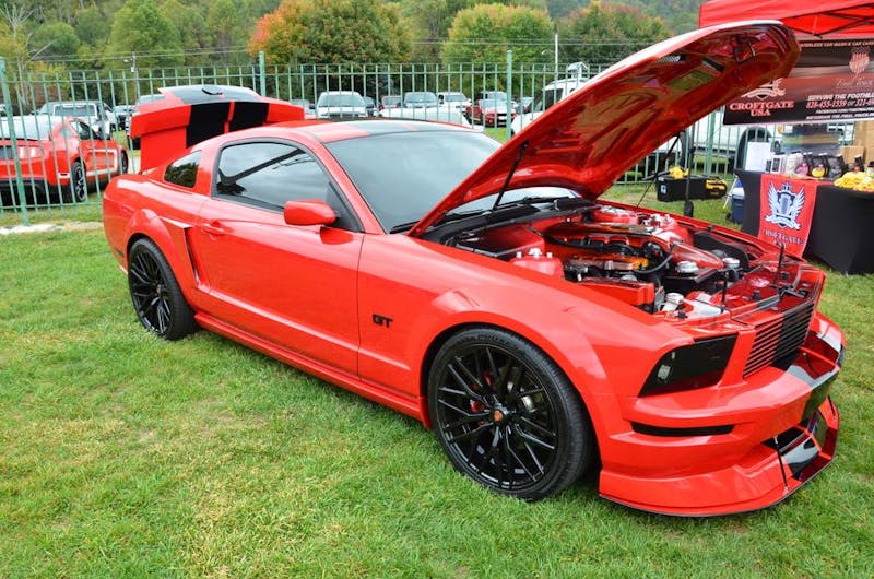 mustangs-invade-maggie-valley-the-44th-annual-mustangshelby-show-0040