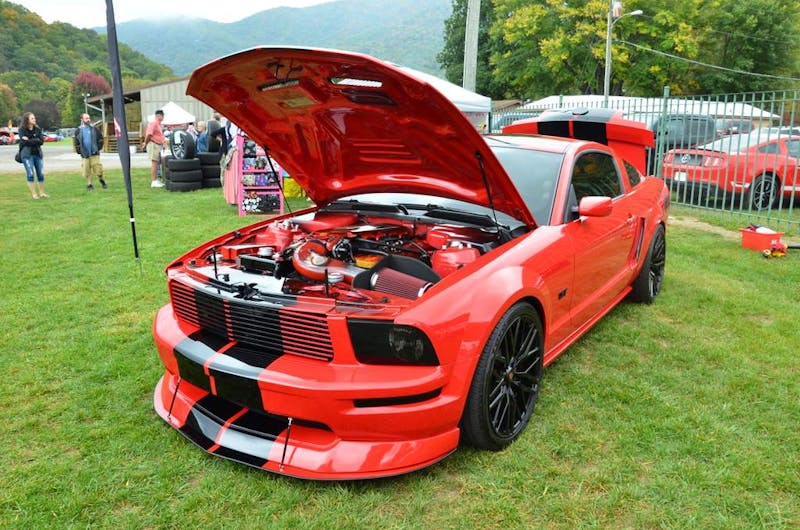 mustangs-invade-maggie-valley-the-44th-annual-mustangshelby-show-0045