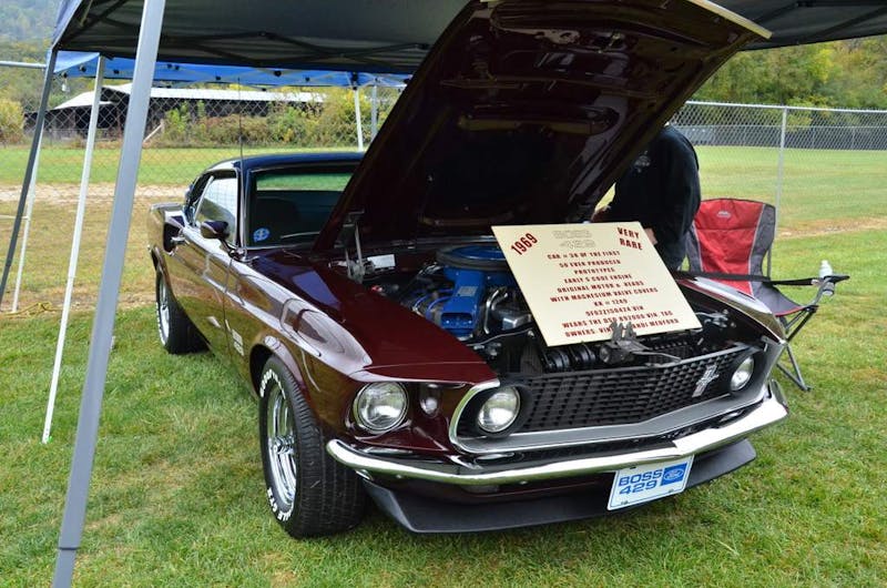mustangs-invade-maggie-valley-the-44th-annual-mustangshelby-show-0068