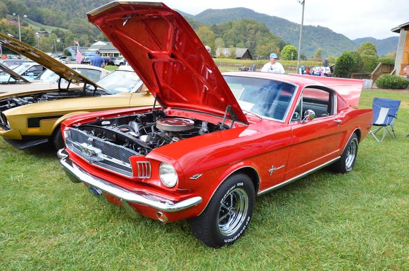 mustangs-invade-maggie-valley-the-44th-annual-mustangshelby-show-0148