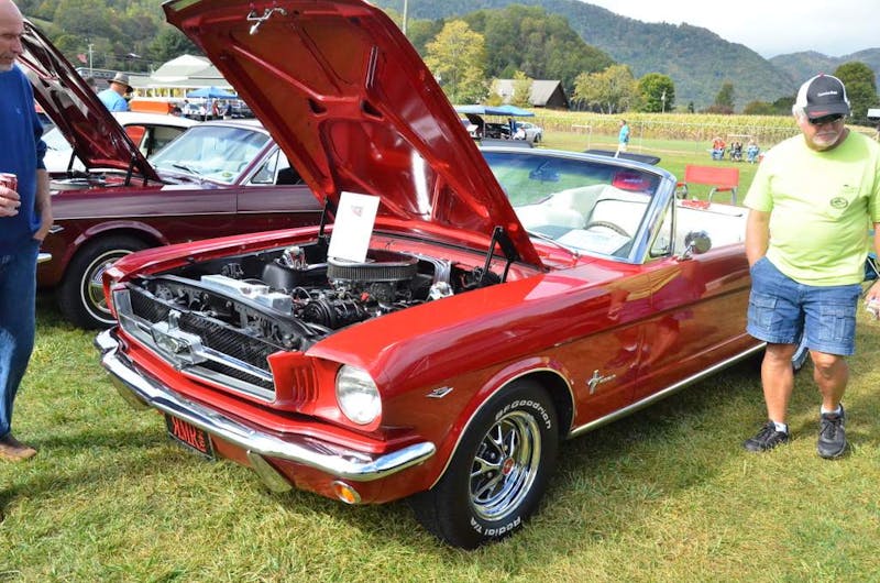 mustangs-invade-maggie-valley-the-44th-annual-mustangshelby-show-0155