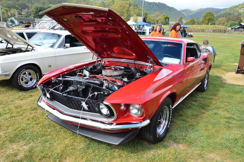 mustangs-invade-maggie-valley-the-44th-annual-mustangshelby-show-0161