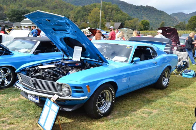 mustangs-invade-maggie-valley-the-44th-annual-mustangshelby-show-0210