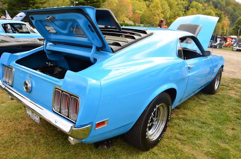 mustangs-invade-maggie-valley-the-44th-annual-mustangshelby-show-0221