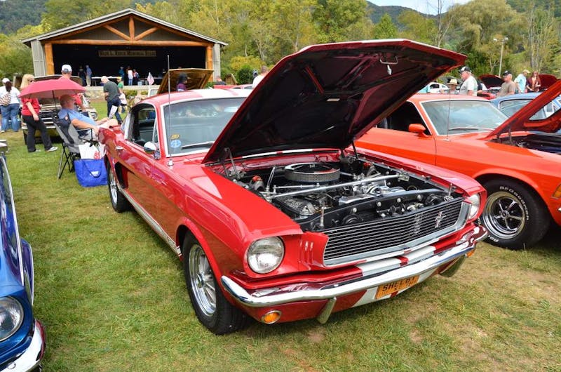 mustangs-invade-maggie-valley-the-44th-annual-mustangshelby-show-0240