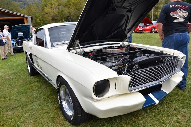mustangs-invade-maggie-valley-the-44th-annual-mustangshelby-show-0250