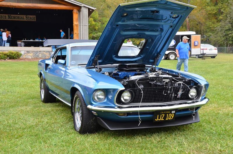 mustangs-invade-maggie-valley-the-44th-annual-mustangshelby-show-0254