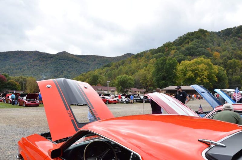mustangs-invade-maggie-valley-the-44th-annual-mustangshelby-show-0258